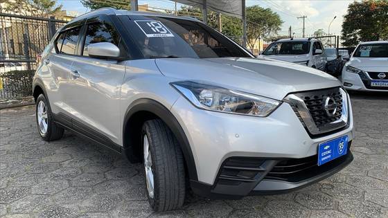 NISSAN KICKS 1.6 16V FLEXSTART S 4P XTRONIC NISSAN KICKS 1.6 16V FLEXSTART S 4P XTRONIC